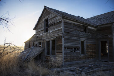 Time's run out for this old house in ghost town Last Chance, CO © 2022 L. Eilee S. George