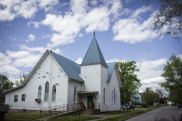 Neglected church in Jasper County MO © 2022 L. Eilee S. George